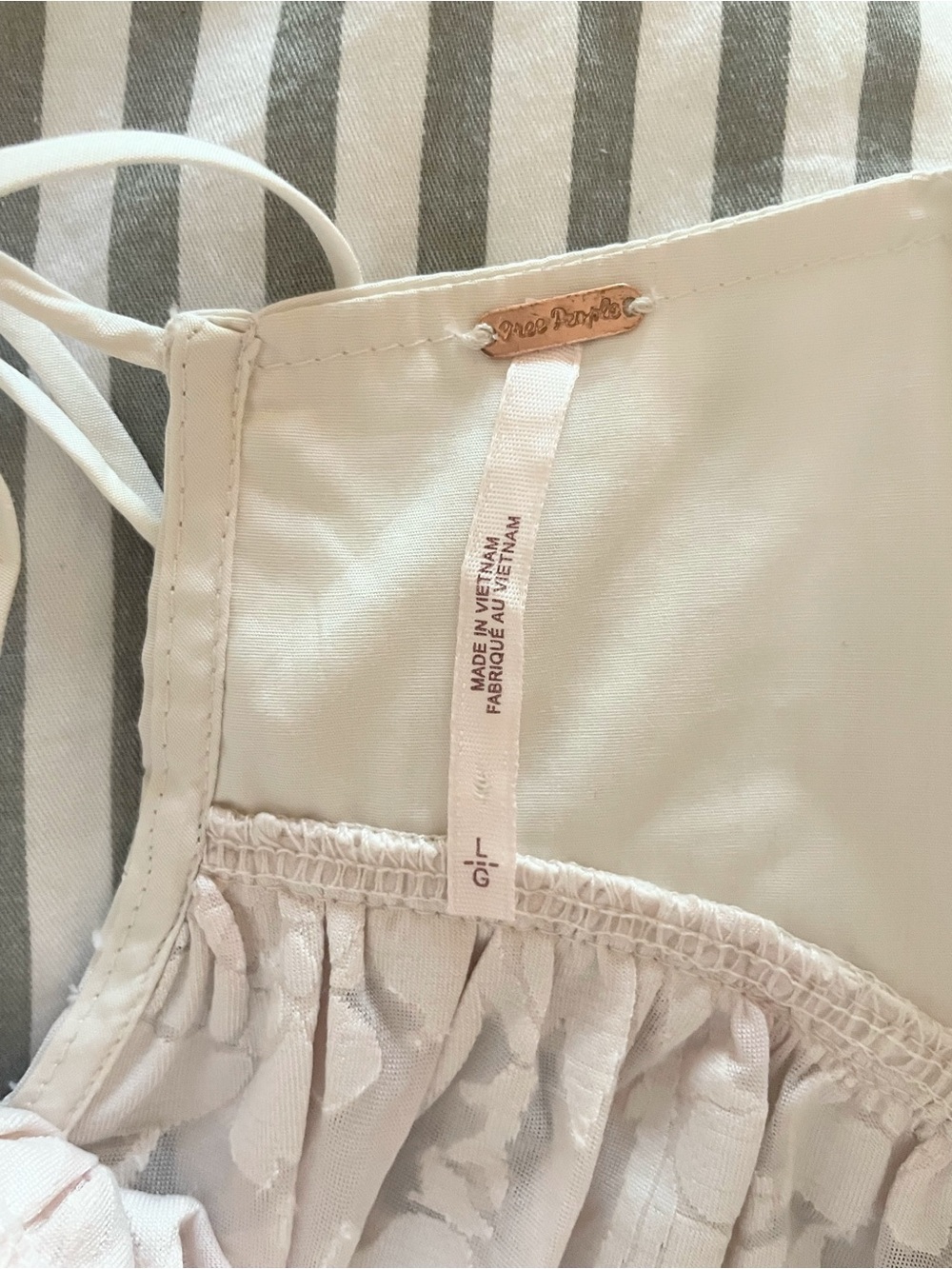 Free People Sunrise to Sunset Blouse L Champagne Puff Sleeve Babydoll Top - Picture 9 of 11